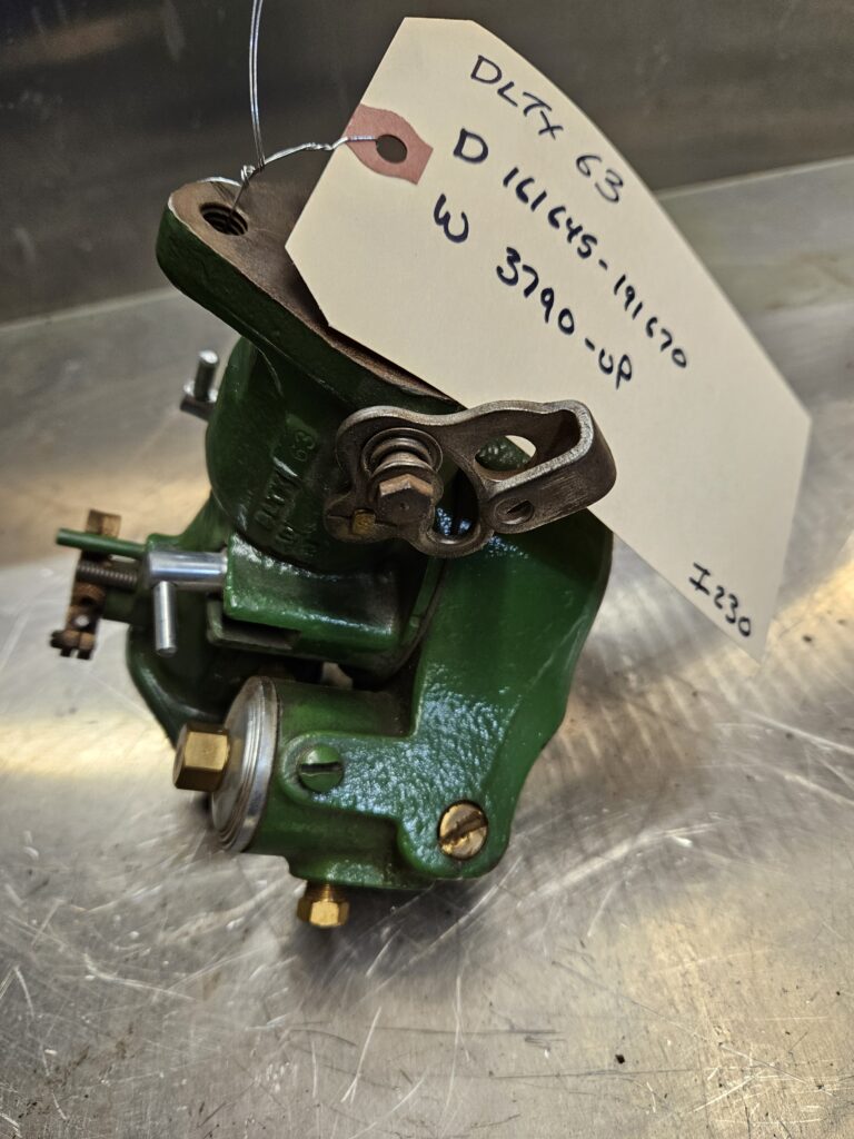 John Deere G Carburetor DLTX 24 Rebuld - YouTube