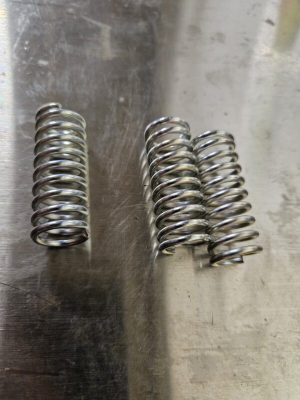 B161R CLUTCH ADJ. SPRINGS (3 PACK)