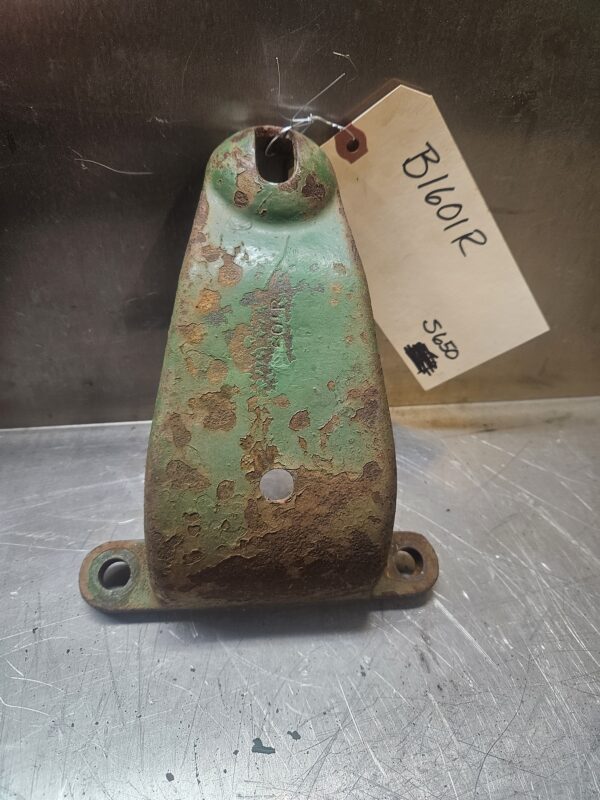 B1601R A B D REAR LIGHT BRACKET