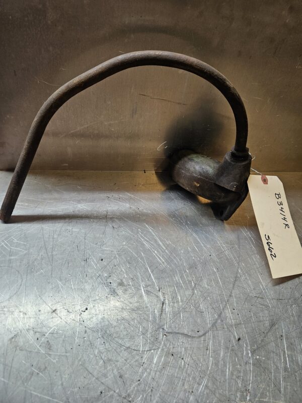 B3414R W/ PIPE 50 520 530 THERMOSTAT HOUSING - Image 2