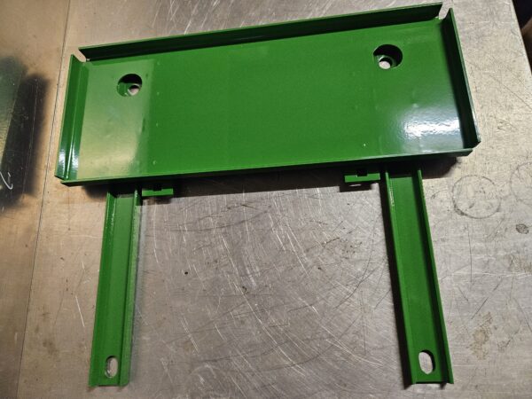 AD2416R D BATTERY TRAY