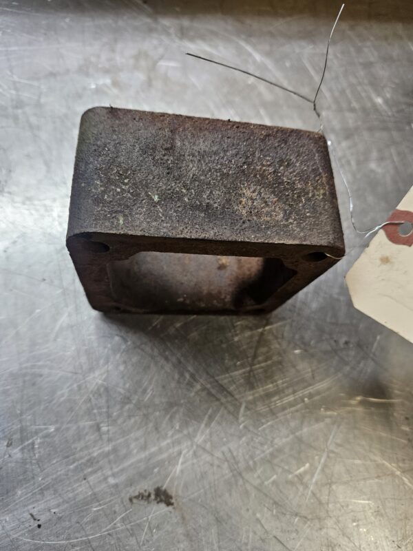 R21057R AIR STACK SPACER - Image 2