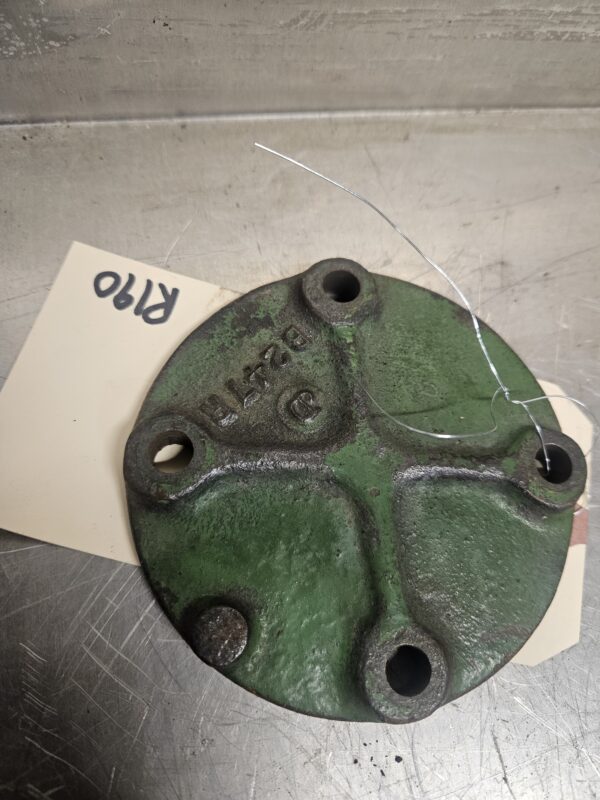 B247R OIL PUMP COVER