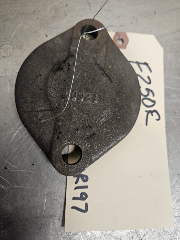 F250R PTO SHAFT BRG COVER