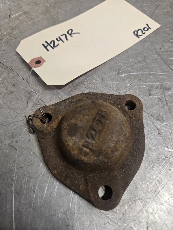 H247R LH CAM BRG COVER