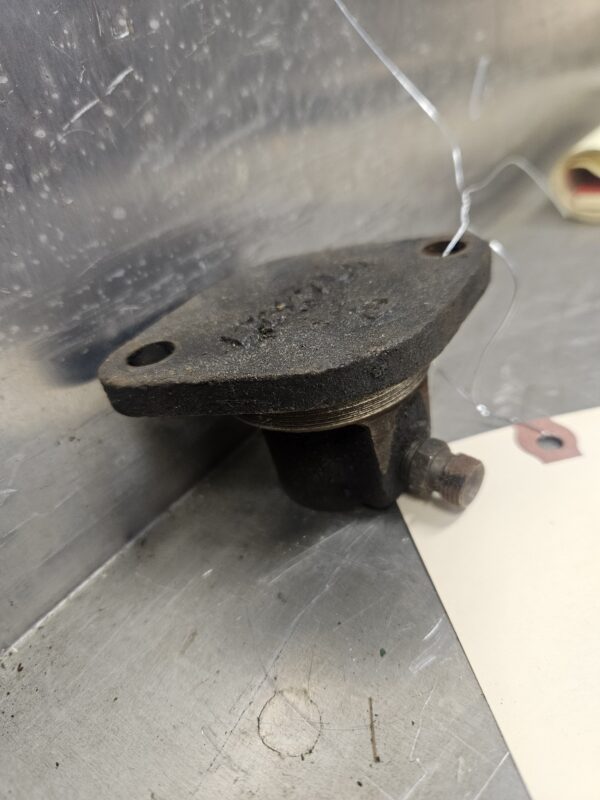 B2279R B CAMSHAFT BRG CAP - Image 2