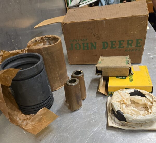 AB3992R B STANDARD GAS PISTON KIT NOS - Image 5