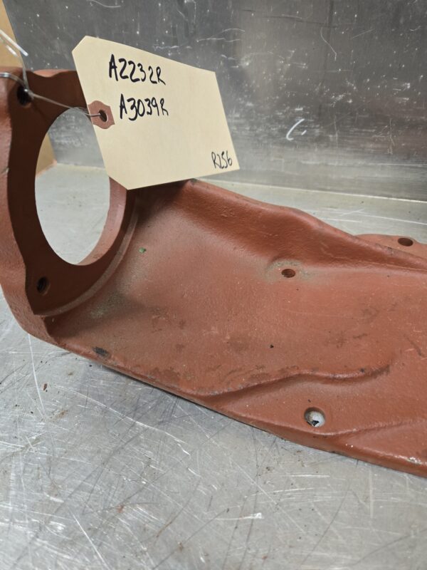 AA2232R A3039R A STARTER BRACKET - Image 3