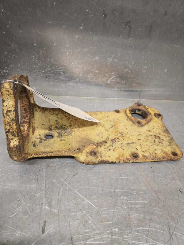 B1938R B ELECTRIC START BRACKET