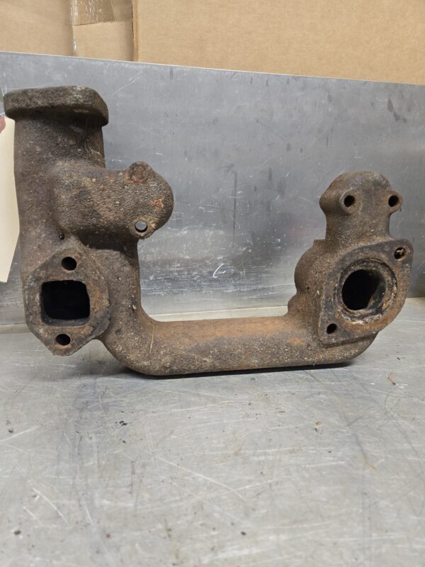 AR5751R 60 620 630 EXHAUST MANIFOLD - Image 2