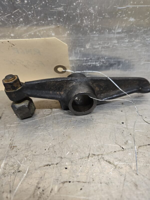 R146R F2559R TAPPET LEVER W/ ADJ. SCREW - Image 2